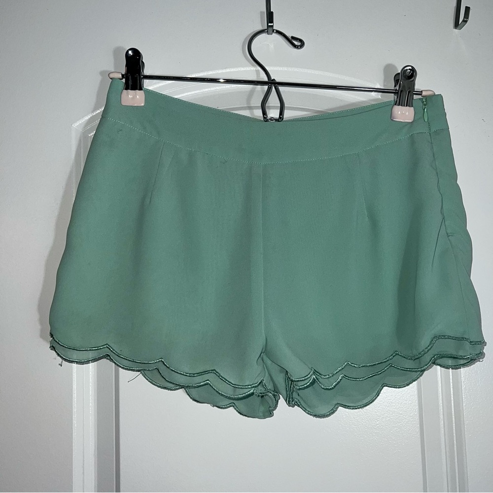 Tobi Mint Green Scalloped Shorts